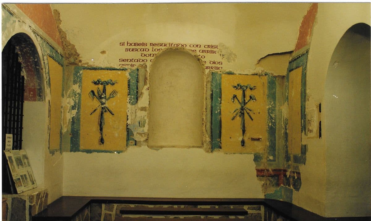 01 iglesia san jose roldan presbiterio restauracion pintura mural fotografia inicial crrm 2003 01 iglesia san jose roldan presbiterio restauracion pintura mural fotografia inicial crrm 2003