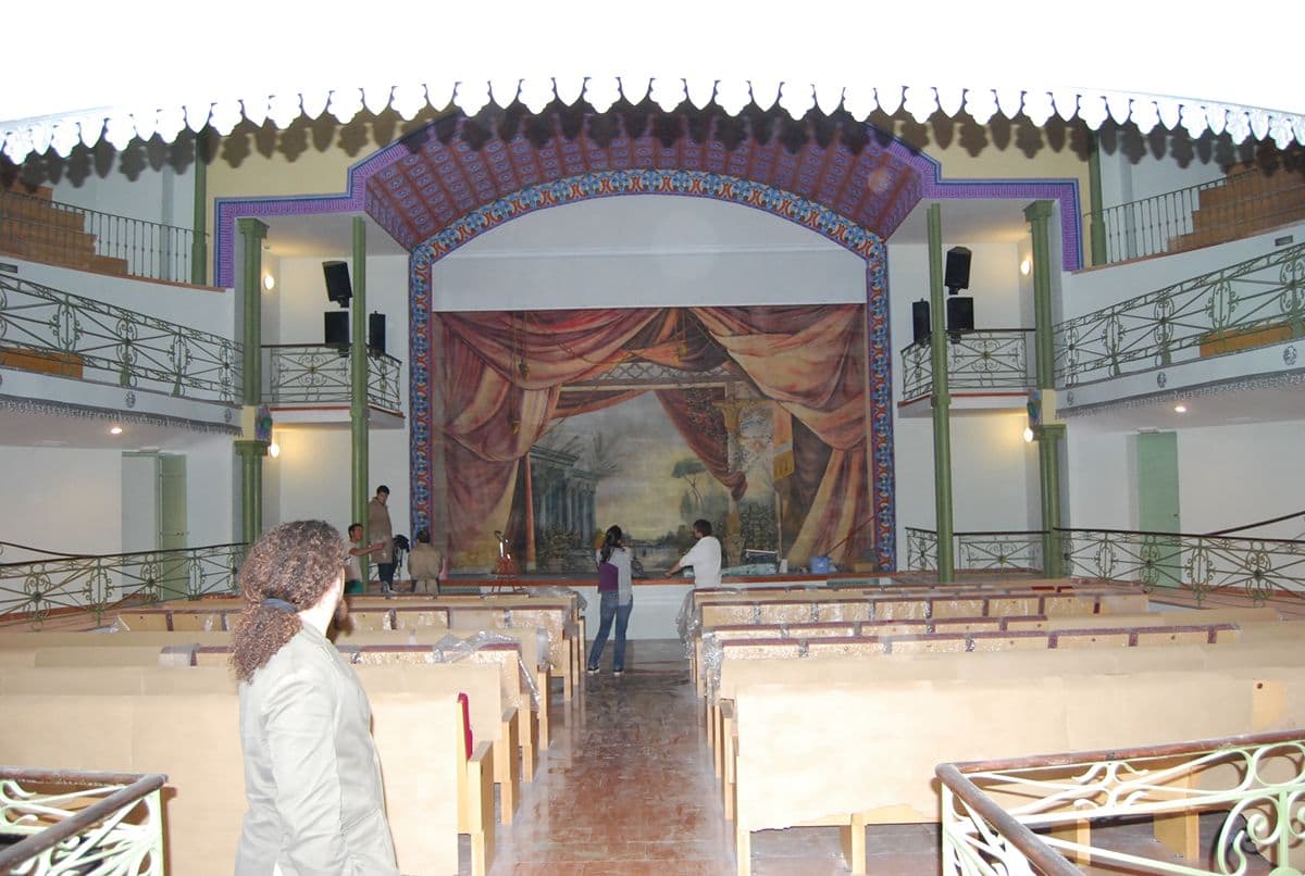 04 telon de boca teatro circo el algar restauracion gran formato pintura general final instalado
